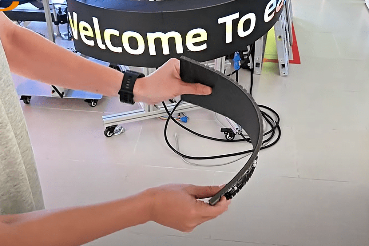 EagerLED flexible LED display