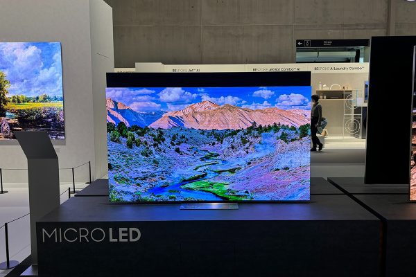 Is A MicroLED Monitor Worth Buying? Micro-LED Display