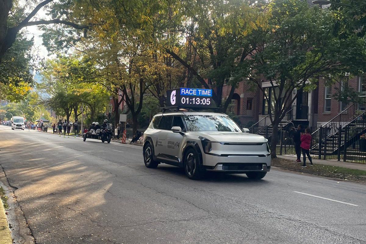 EagerLED LED display EA500C5S P3.91 outdoor full-color LED display