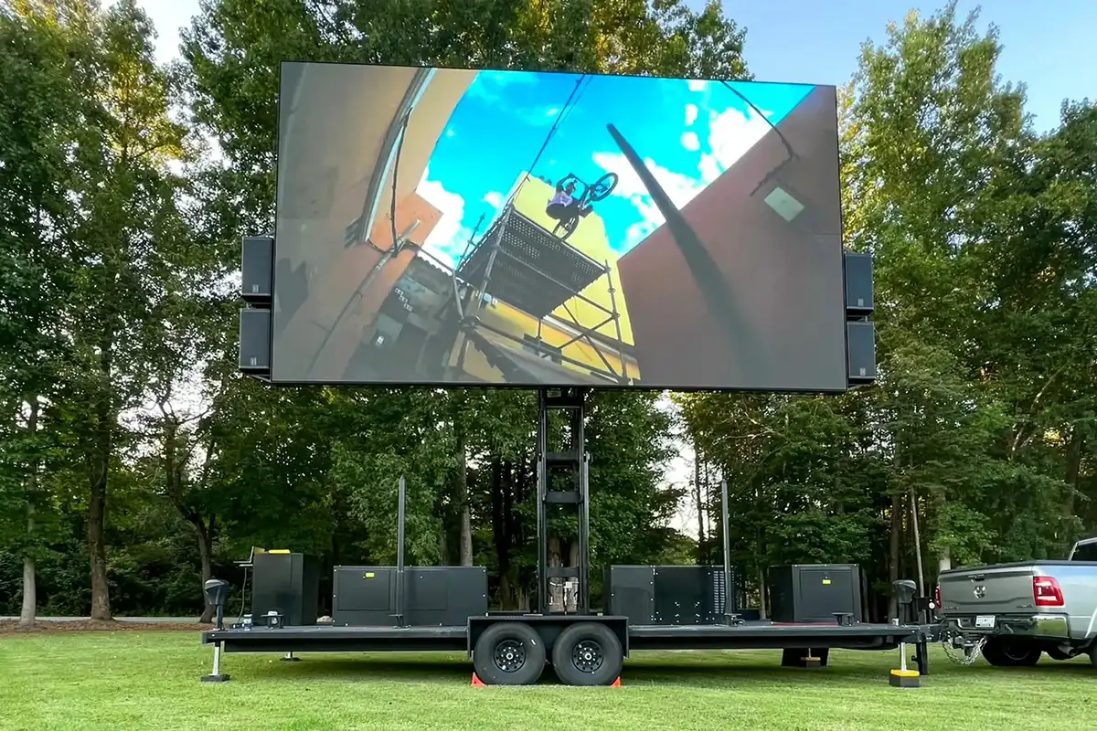 Outdoor Mobile LED Screen Outdoor Mobile LED Screen