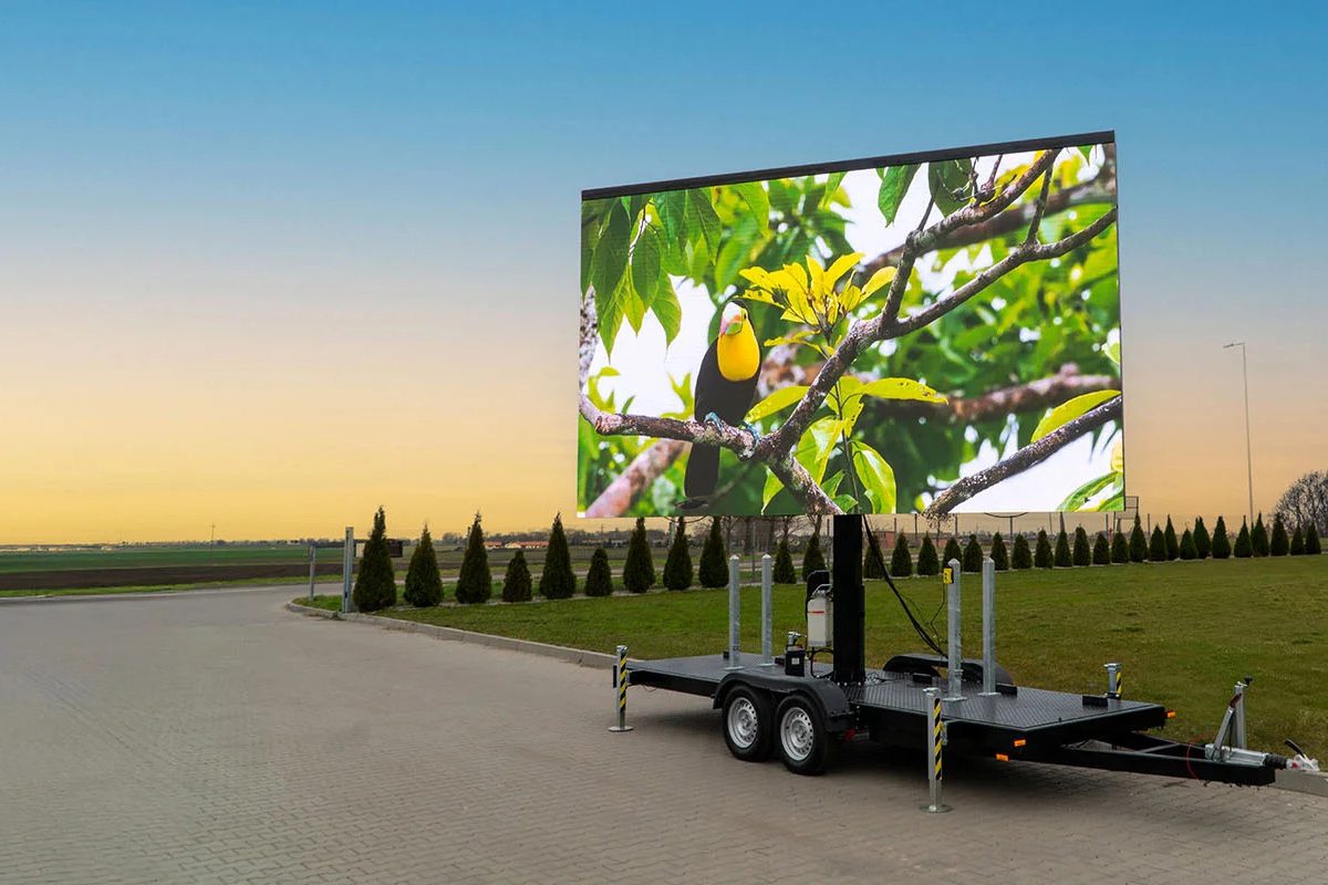 mobile LED screen trailer Mobile LED screen trailer