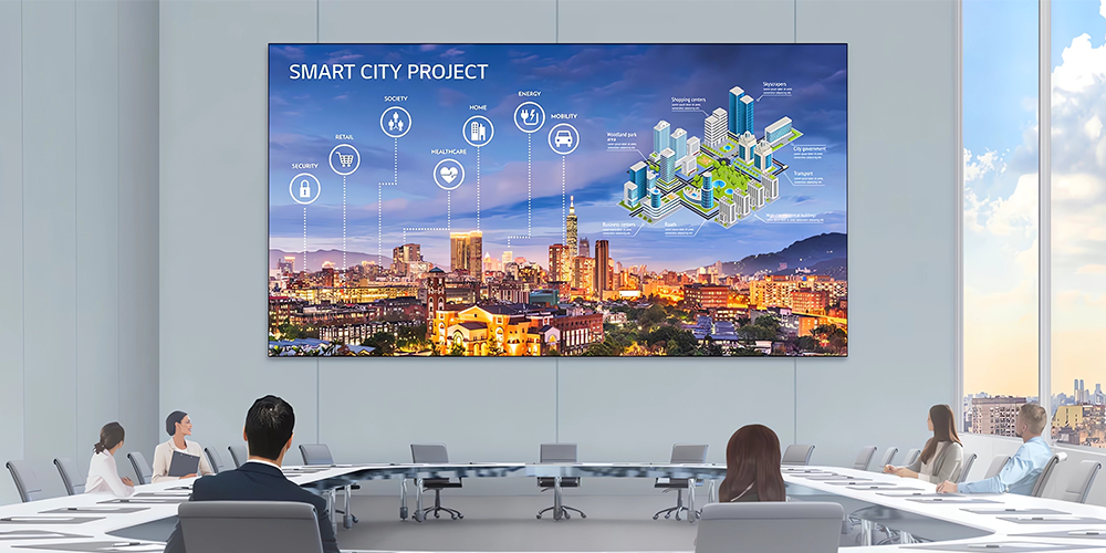 Novastar VX1000 -Conference rooms Conference room with a large screen showing a 'Smart City Project' infographic over a city skyline.