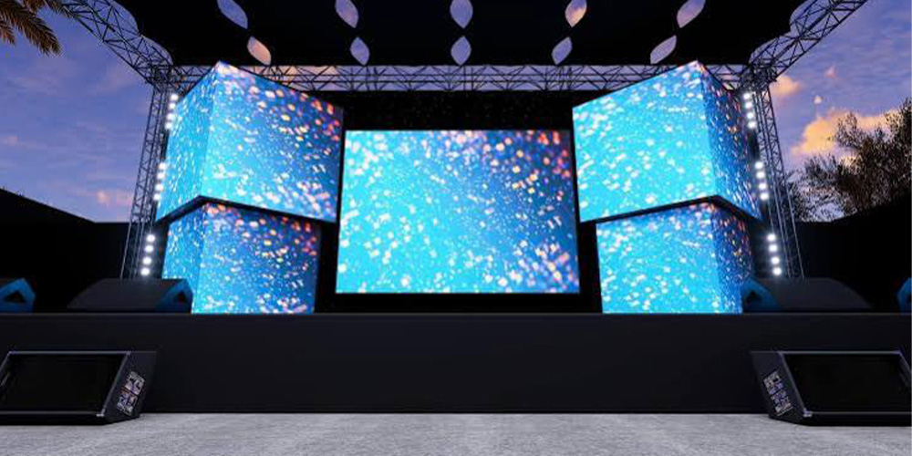 展 - LED Screen Board - LED Screen Board Outdoor concert stage with a central video wall and two stacked blue screens, metal truss above.