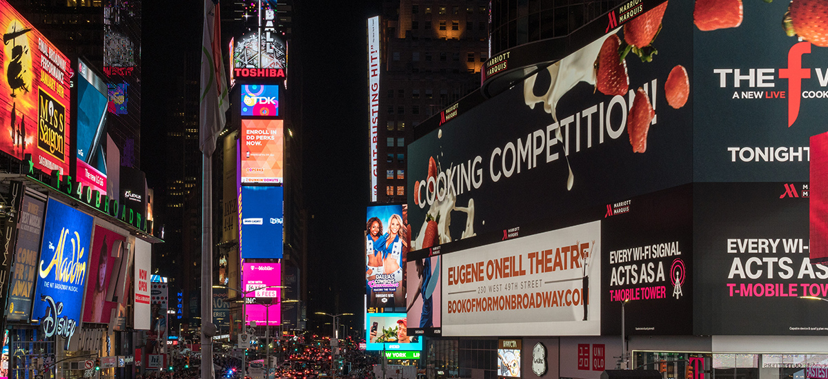 Street-LED-Advertising-Display-7 - LED Screen Board Outdoor street advertising LED display project