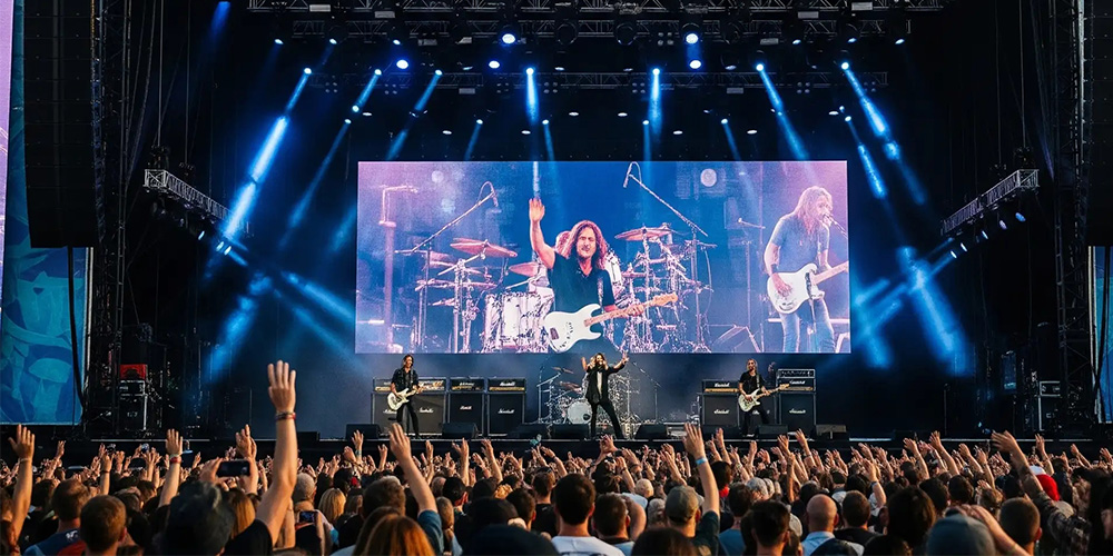 Waterproof rental LED screen used for a concert stage